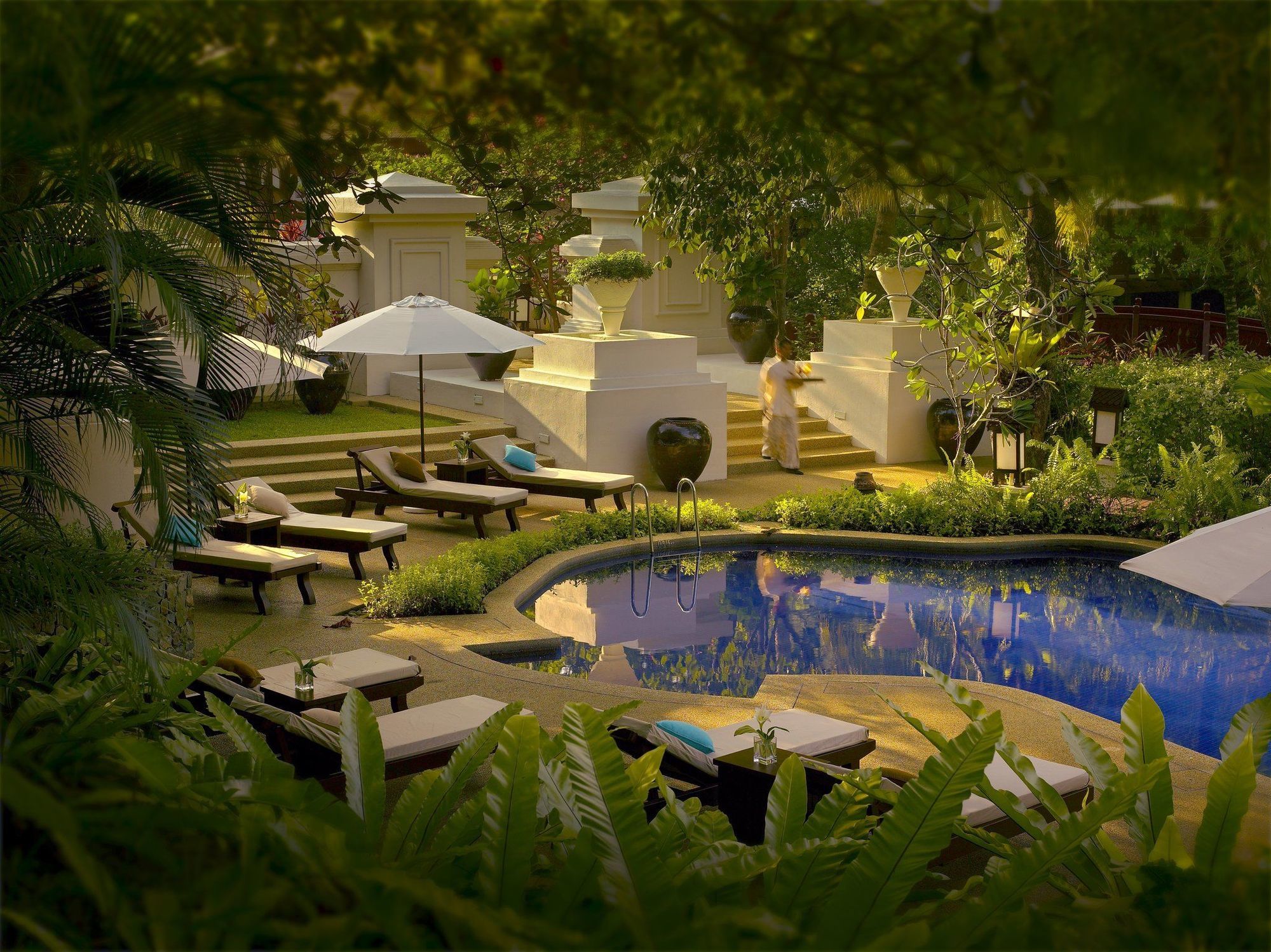 月之影度假村 龙运 设施 照片 The pool at the Four Seasons Hotel, Kuala Lumpur