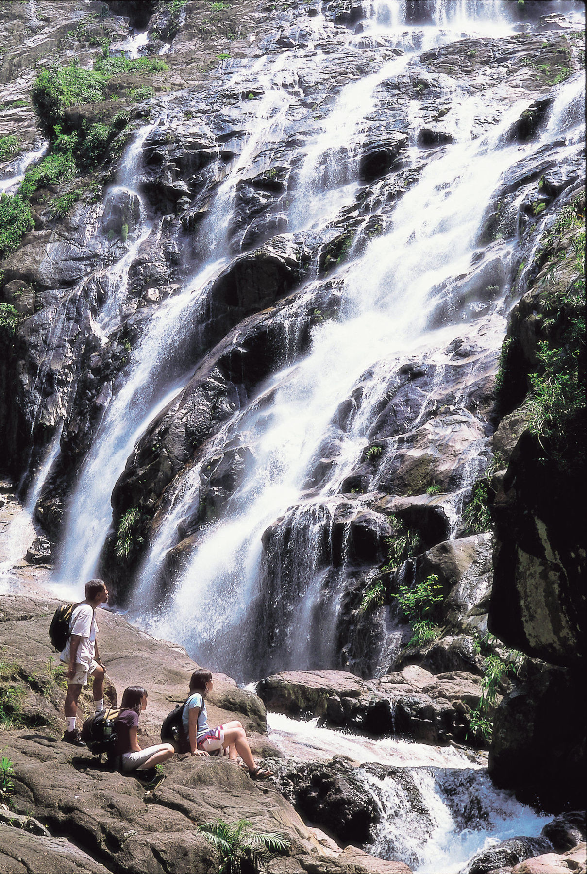 月之影度假村 龙运 便利设施 照片 The highest waterfall in the Philippines, Tinuy-an Falls, is located in Bislig.