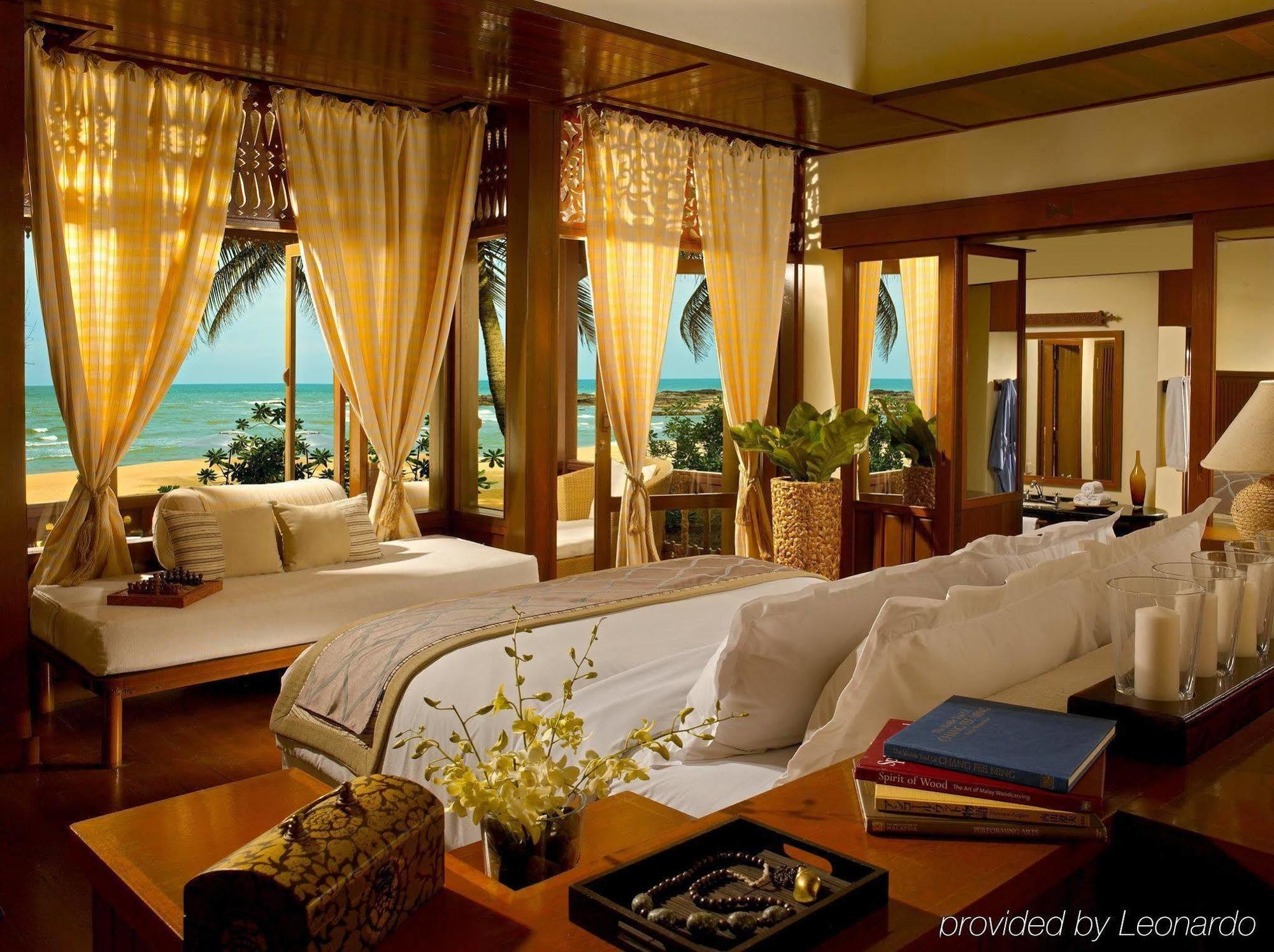 月之影度假村 龙运 客房 照片 A bedroom at the Four Seasons Resort
